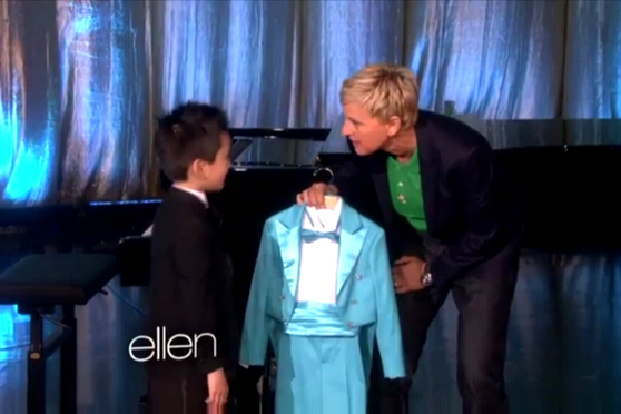 Ryan 王帥文在 2013 年接受美國清談節目《The Ellen Show》的訪問，當時他只有 5 歲，不但不怯場，還表現活潑，並即席演奏了一段鋼琴獨奏。訪問的最後，節目主持 Ellen 送了他一套漂亮的粉藍色燕尾禮服，這套禮服 Ryan 很喜歡，穿了好多次。