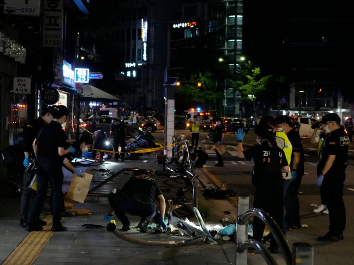 南韓首爾市中心有汽車撞向人群9人死 司機被捕