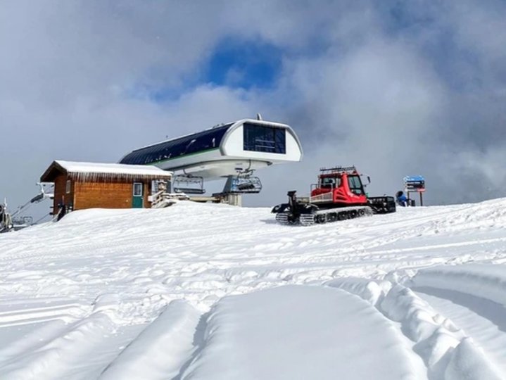 黑梳山滑雪渡假村預計下月22日開放