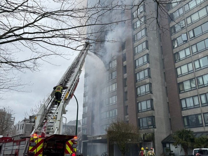 溫市中心柏文下午發生三級火 5人受傷2人送院