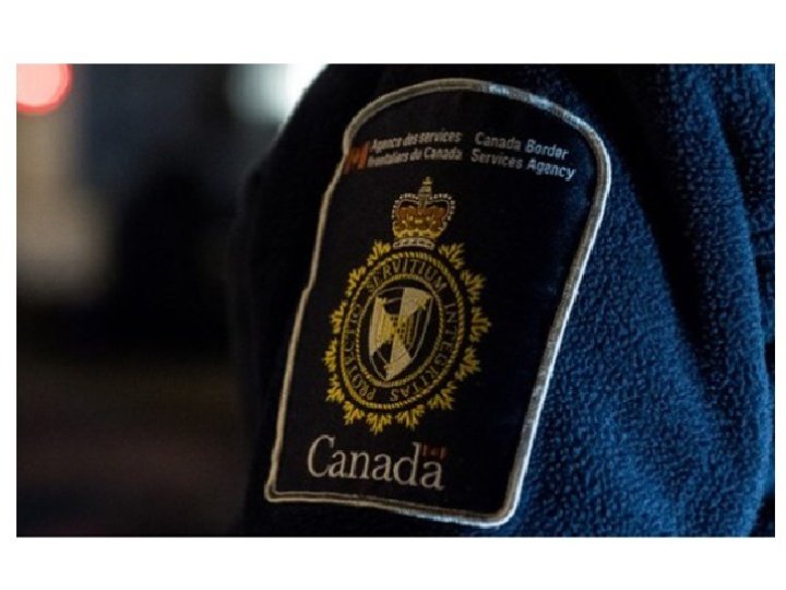 1名44歲外國公民在BC渡輪碼頭入境時被發現攜帶未申報槍支被判監4年