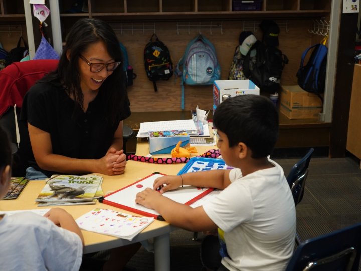 本拿比學區須向自2022年7月1日後開始任教的新教師補薪